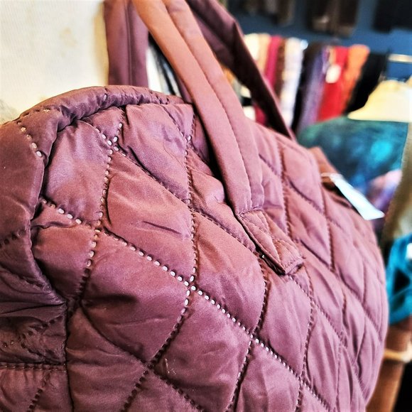 NWT ULTA Mulberry Purple Packable Puffer Duffle Bag - Picture 7 of 11